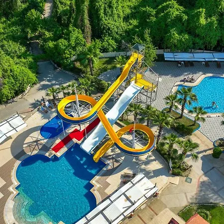 Lykia Botanika Fun&club - Hotel 4*