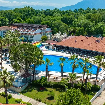 Lykia Botanika Fun&club - 4*