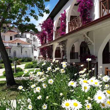 Szálloda Lykia Botanika Fun & Club 4*