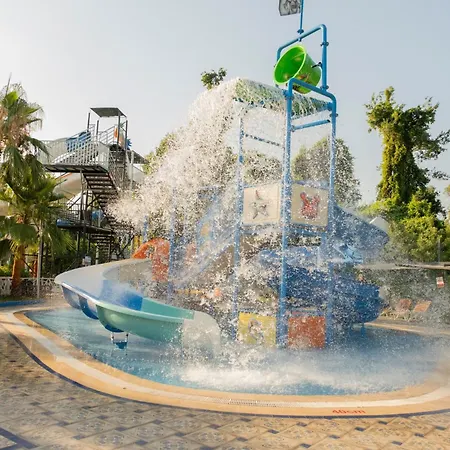 Lykia Botanika Fun & Club Szálloda Fethiye